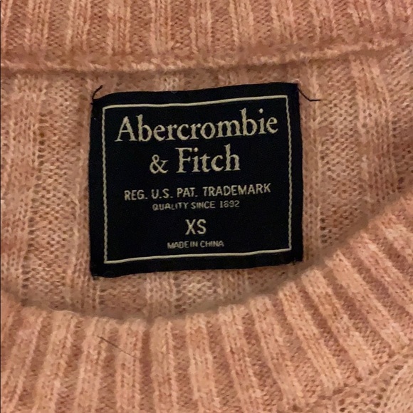 Abercrombie & Fitch sweater - Picture 2 of 2